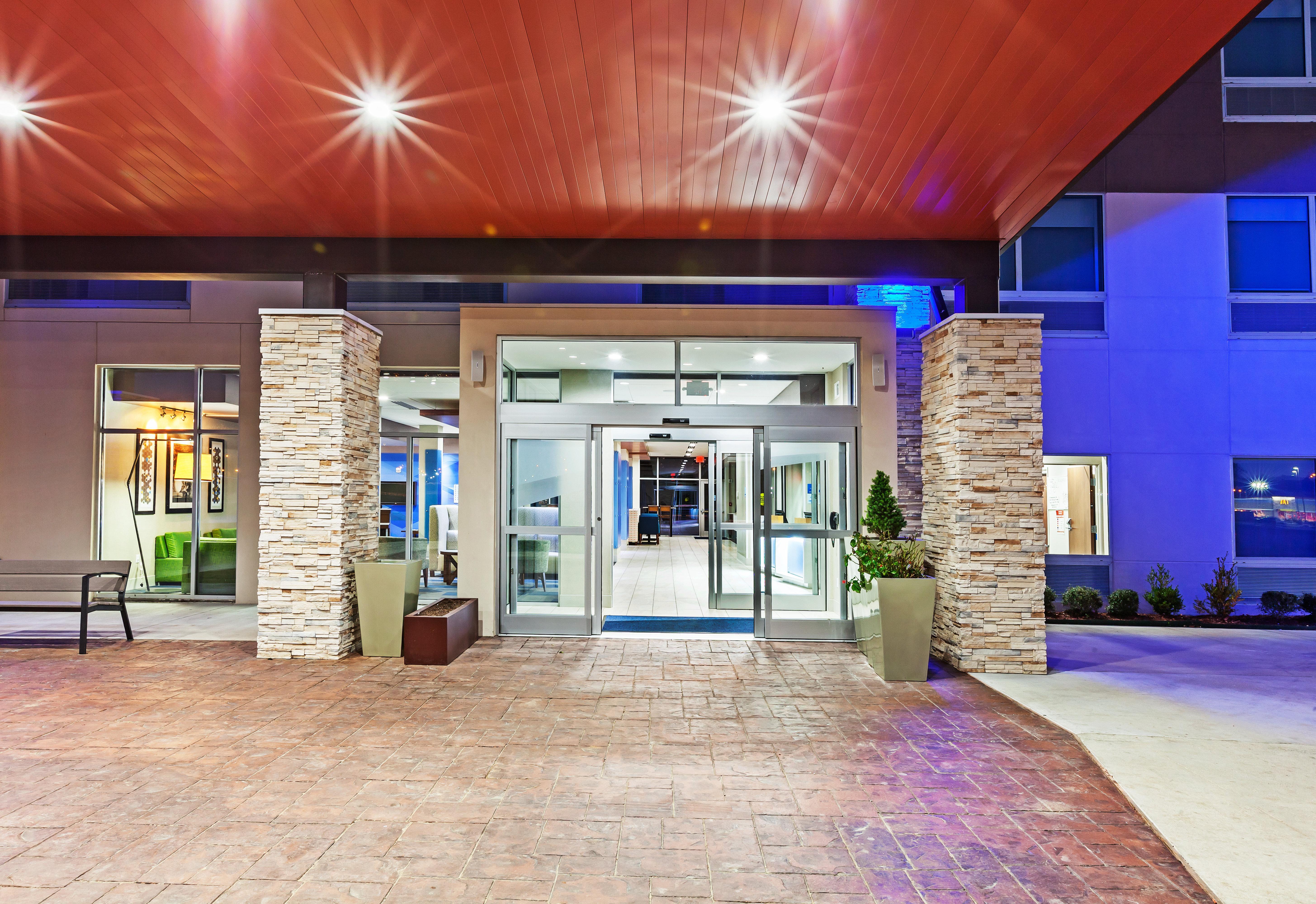 塔尔萨西/桑德斯普林斯智选假日套房酒店 Sand Springs 外观 照片